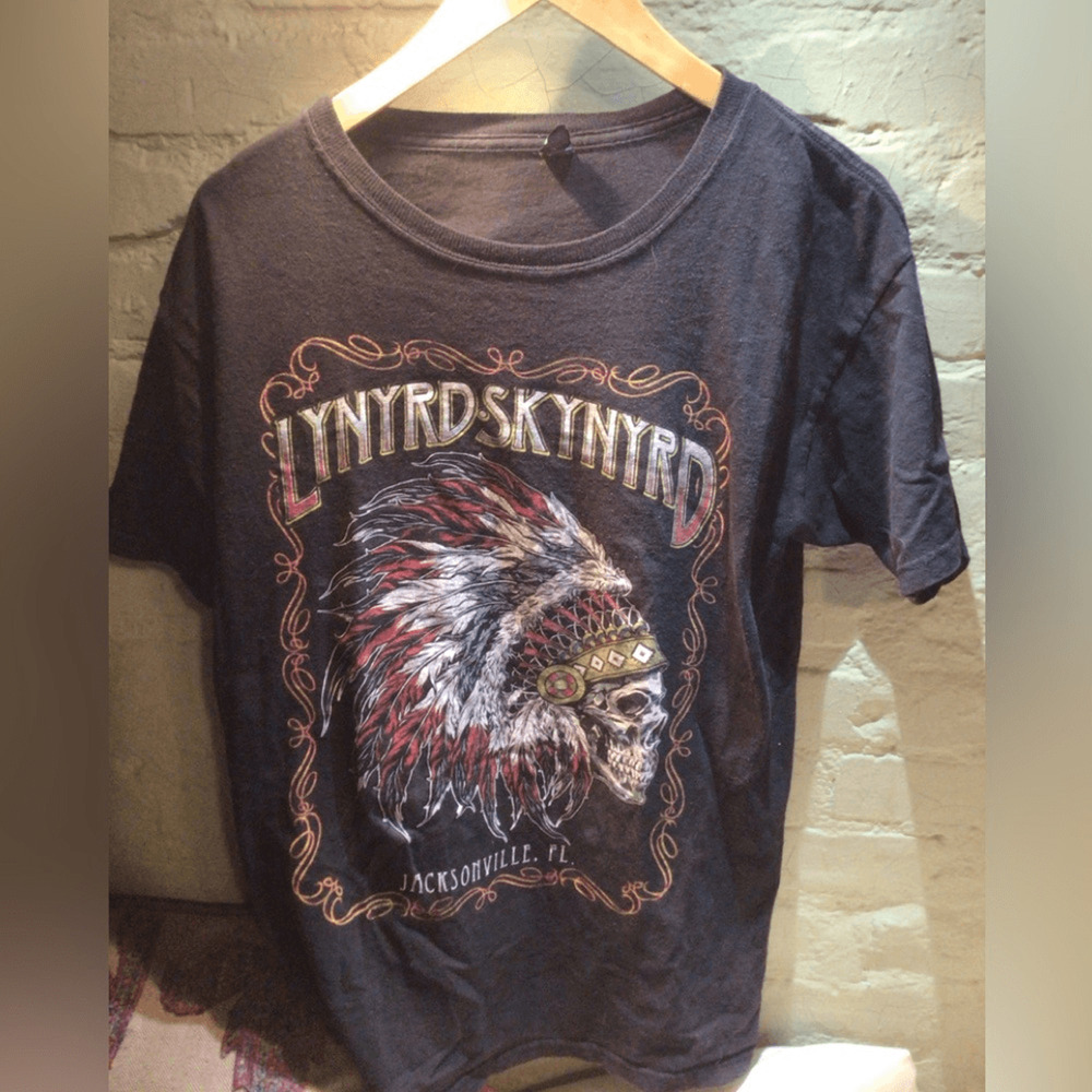 Vintage Black Lynyrd Skynyrd Graphic T-Shirt